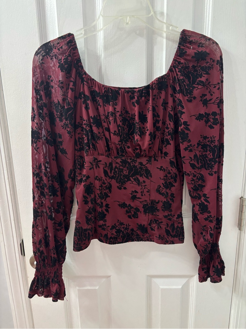 Dusty Rose Floral Scoop-Neck Blouse with Smocked Cuffs